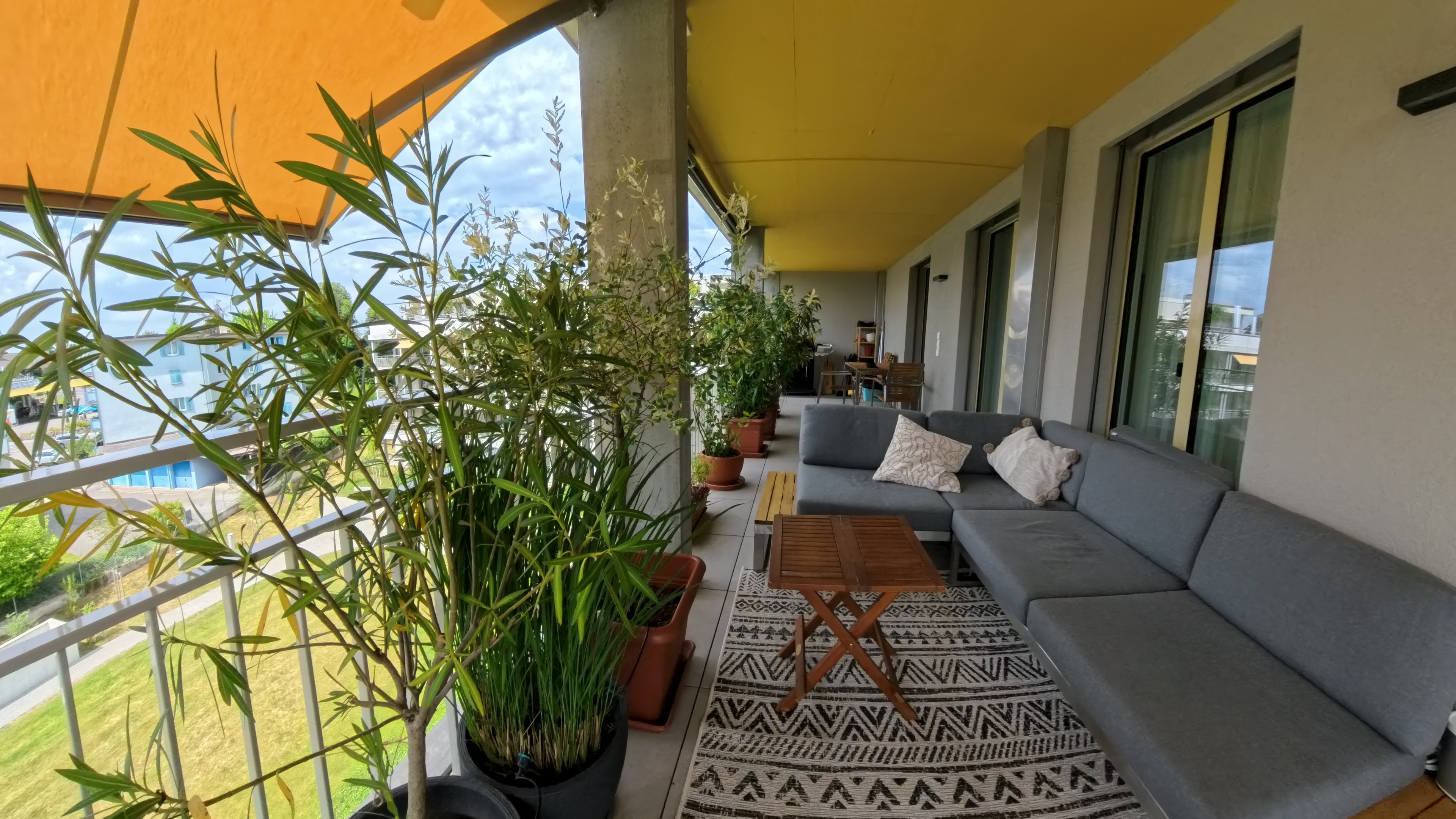 Westbalkon, Wohnung B301