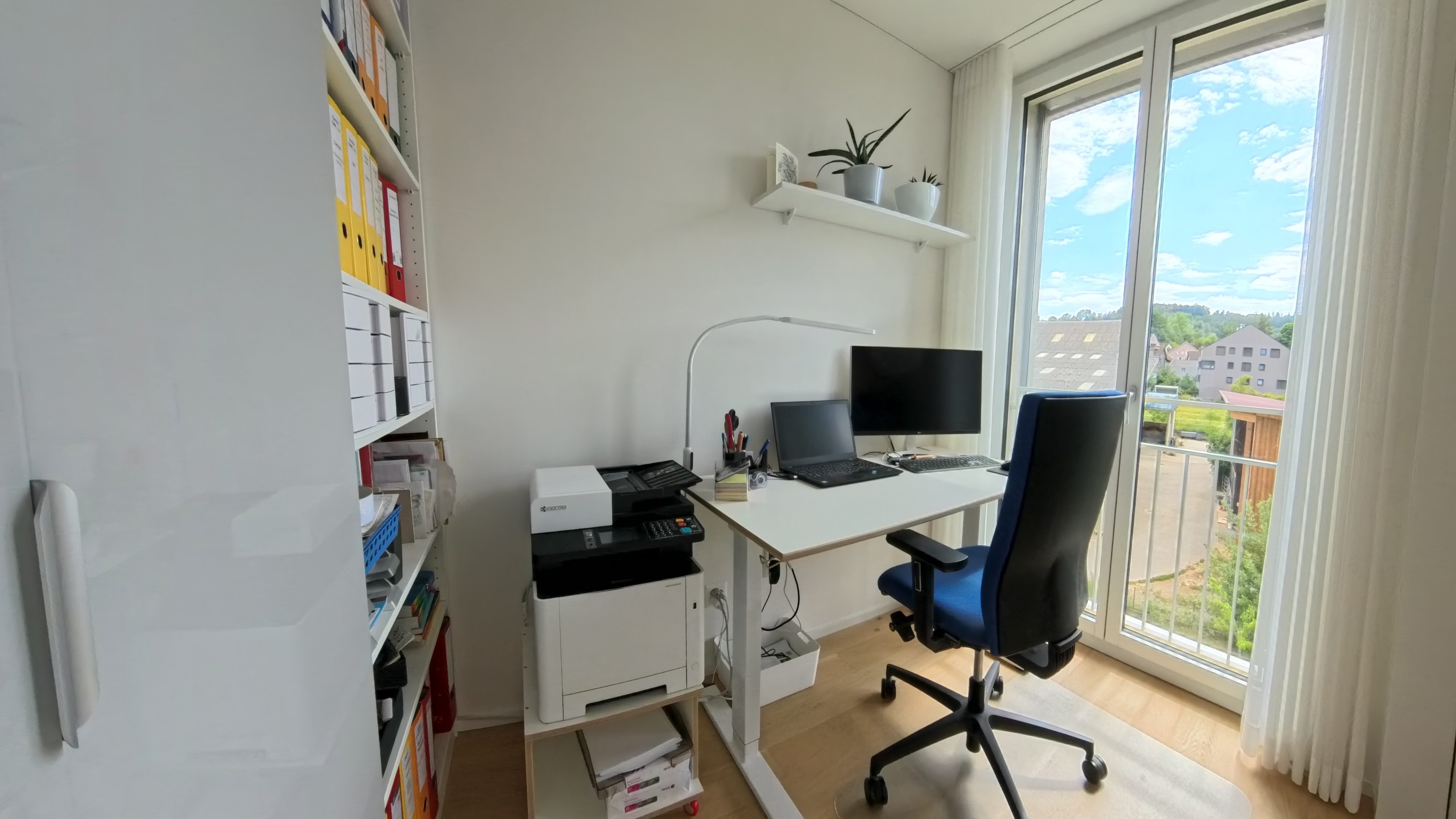 Büro, Wohnung B301